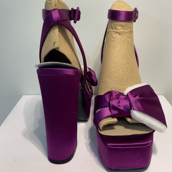 Nine West Purple Satin Platform Heels - Picture 3 of 9